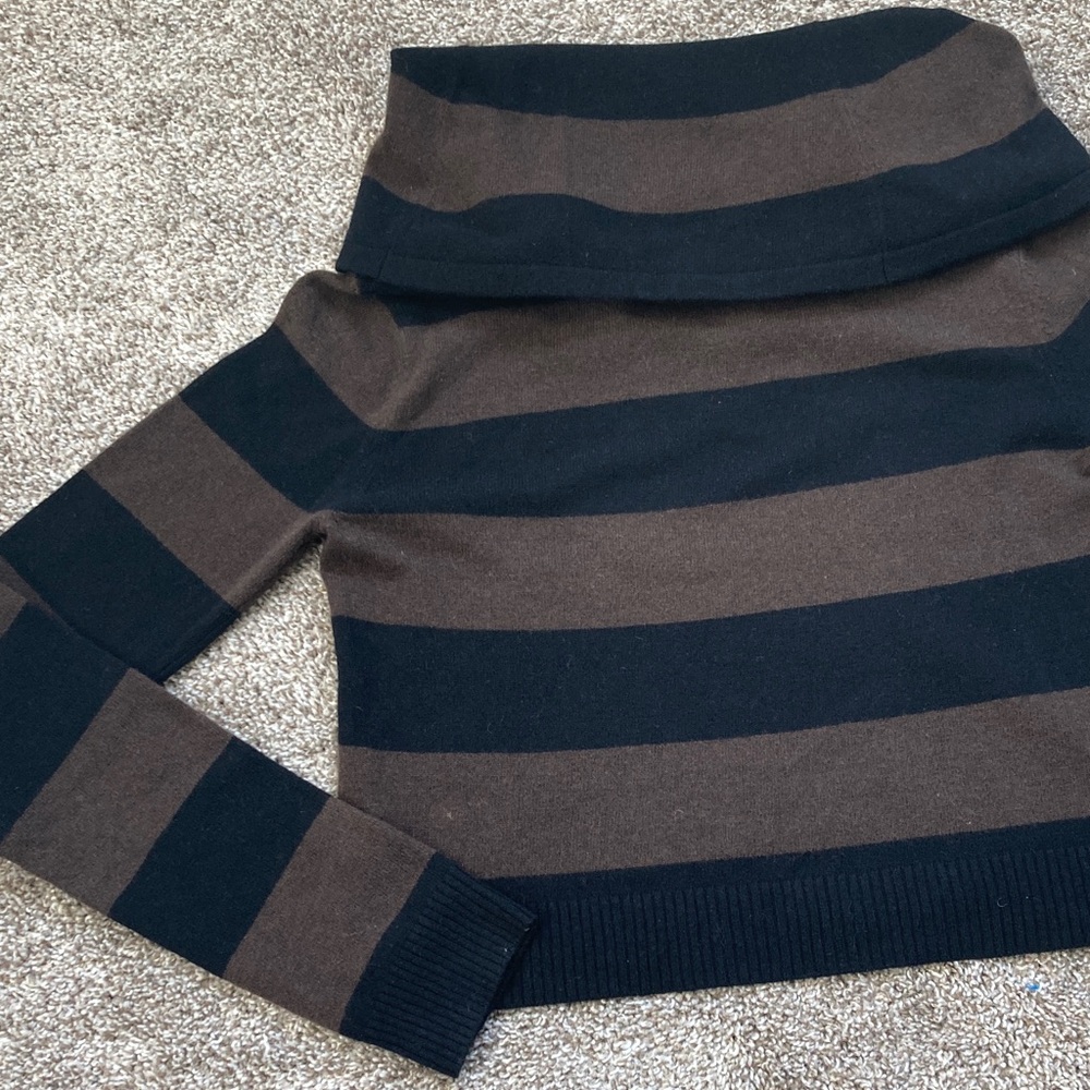 BCBGMaxAzria BCBG Samira Cropped Cowl Neck Striped sweater Brown Black Y2K sz S - Picture 8 of 12